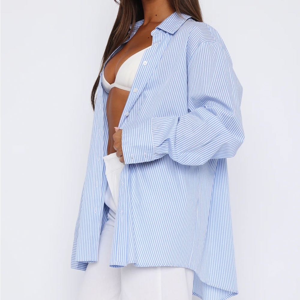 White Fox Boutique Always About Us Striped Button Up Shirt Light Blue Size S/M - Picture 10 of 15